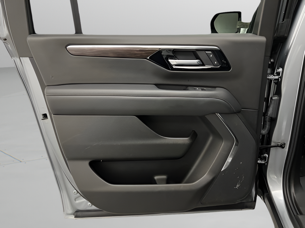 Used 2025 Sterling Gray Metallic Chevrolet Z71 image 33