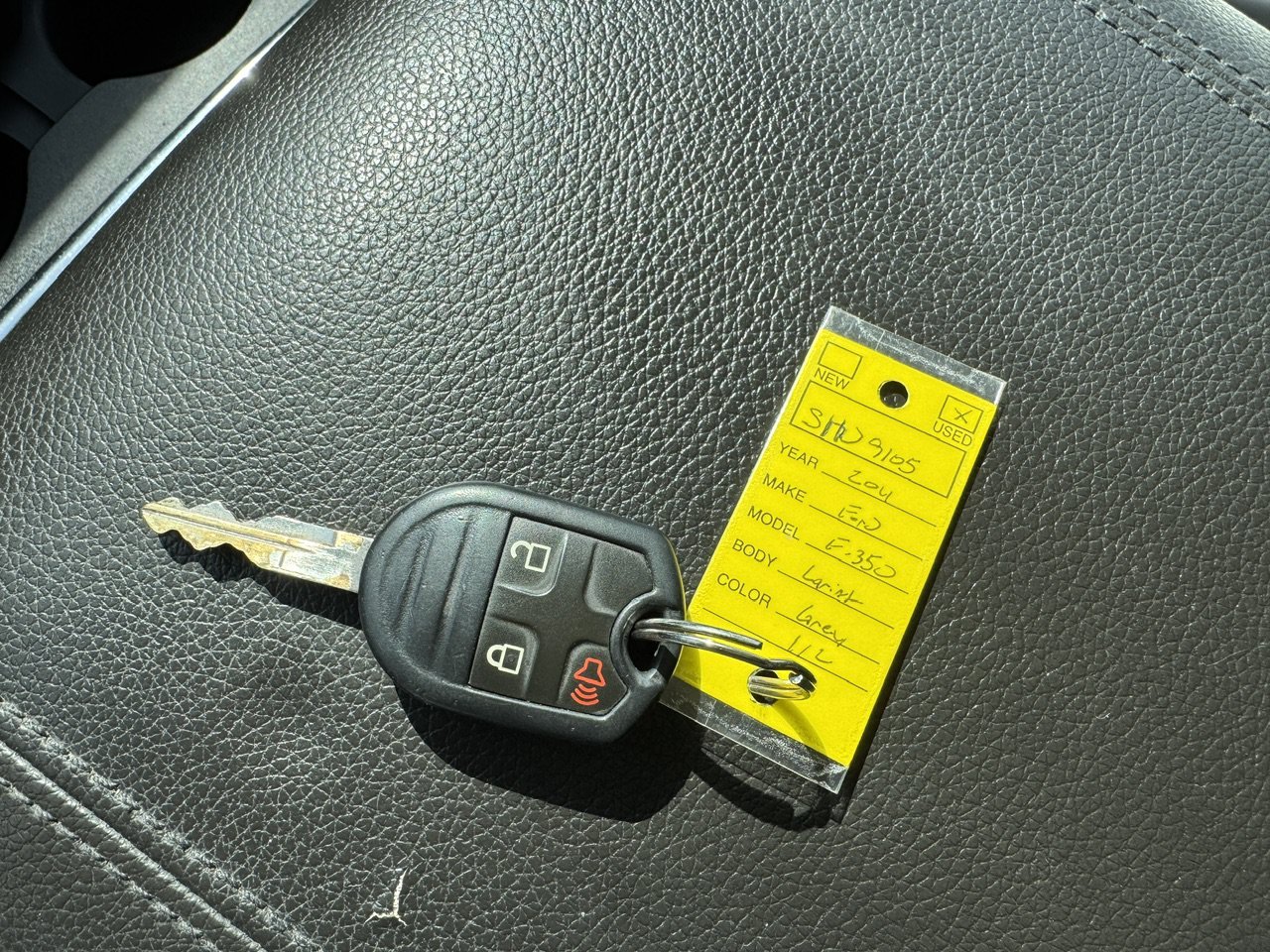 Used 2011 Gray Ford  image 17