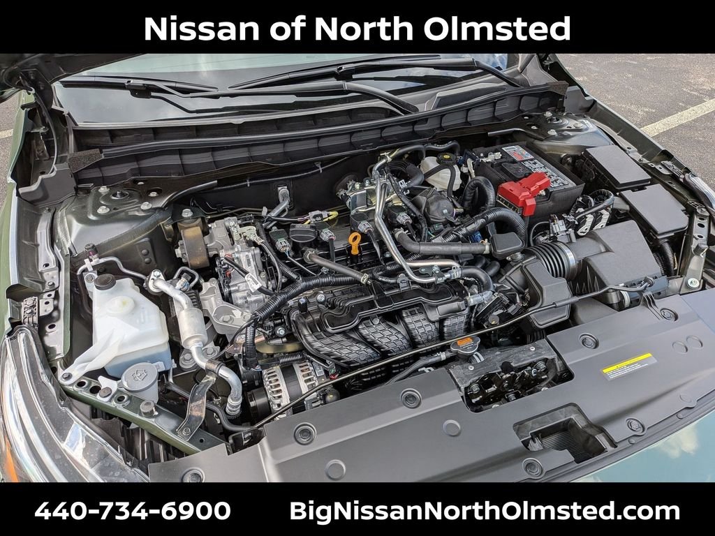 New 2026 Green Metallic Nissan 2.5 SR image 18
