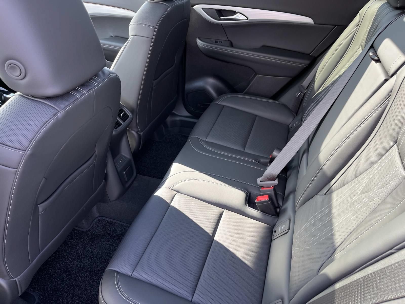 New 2026 Moonstone Gray Metallic Buick Avenir image 18