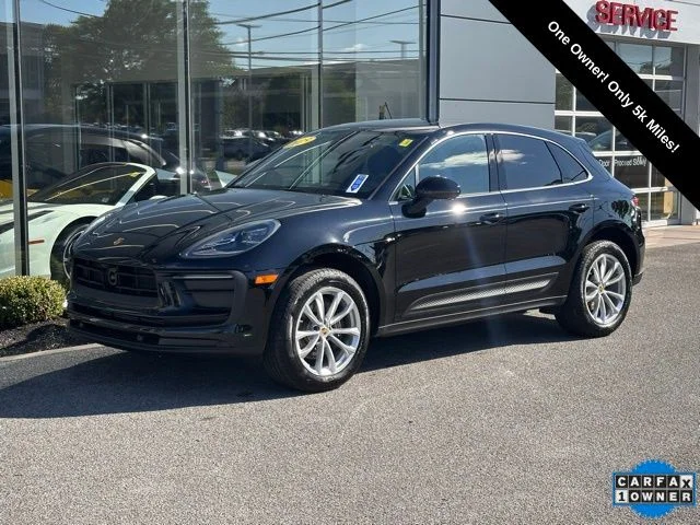 2025 Porsche Macan Base