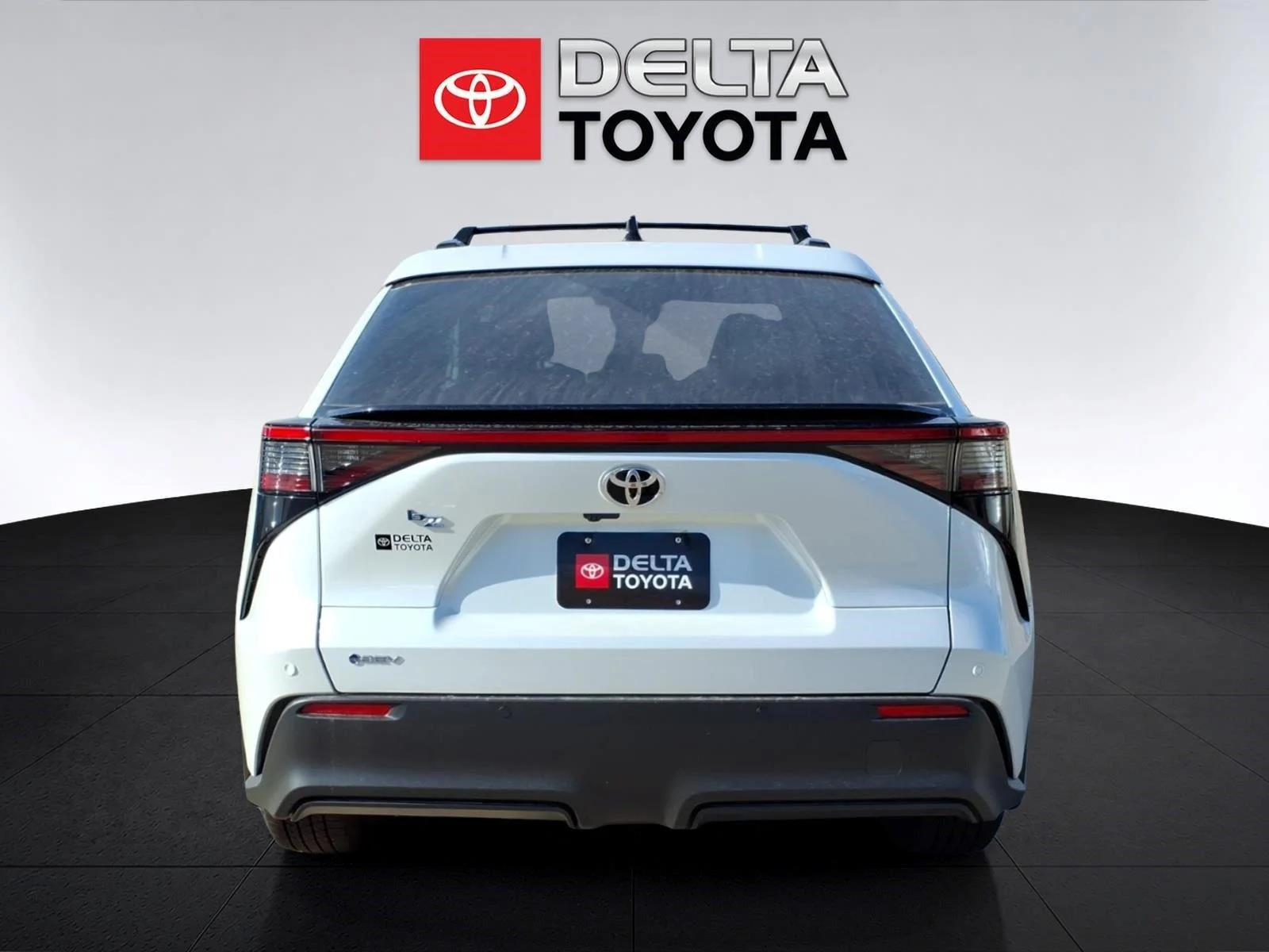 2026 Toyota bZ XLE - Photo 4