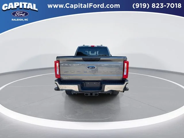 Used 2024 Gray Ford XLT image 7