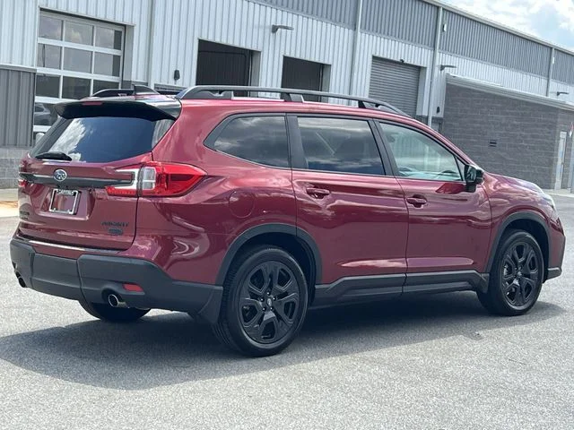 Used 2025 Red Subaru Onyx Edition Touring image 13