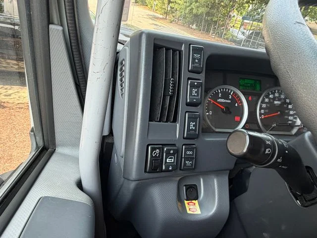 Used 2020 White Chevrolet Base image 32