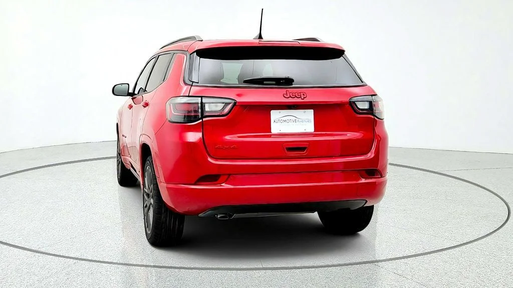 Used 2023 Redline Pearlcoat Jeep (RED) Edition 4x4 image 6