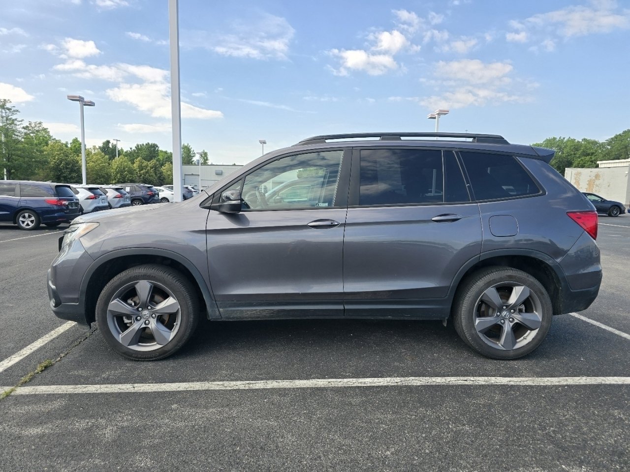 Used 2019  Honda Touring image 4