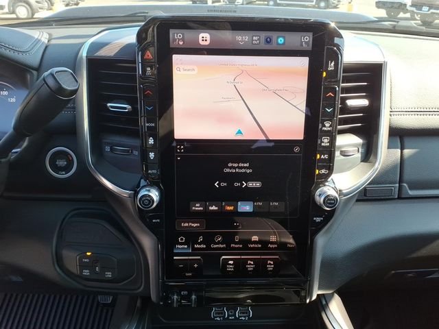 New 2026 Diamond Black Crystal Pearl-Coat Exterior Paint RAM Laramie image 23