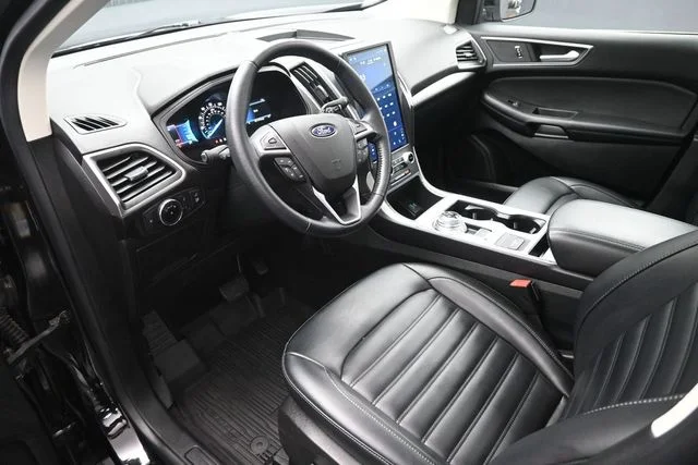 Certified Used 2023 Agate Black Metallic Ford SEL image 9