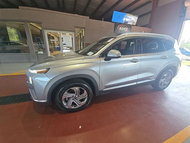 2021 Hyundai Santa Fe SEL 2.5's photo