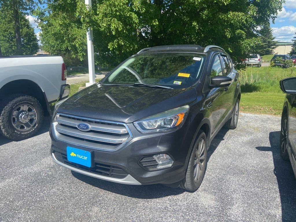 Used 2017 Magnetic Ford Titanium image 3