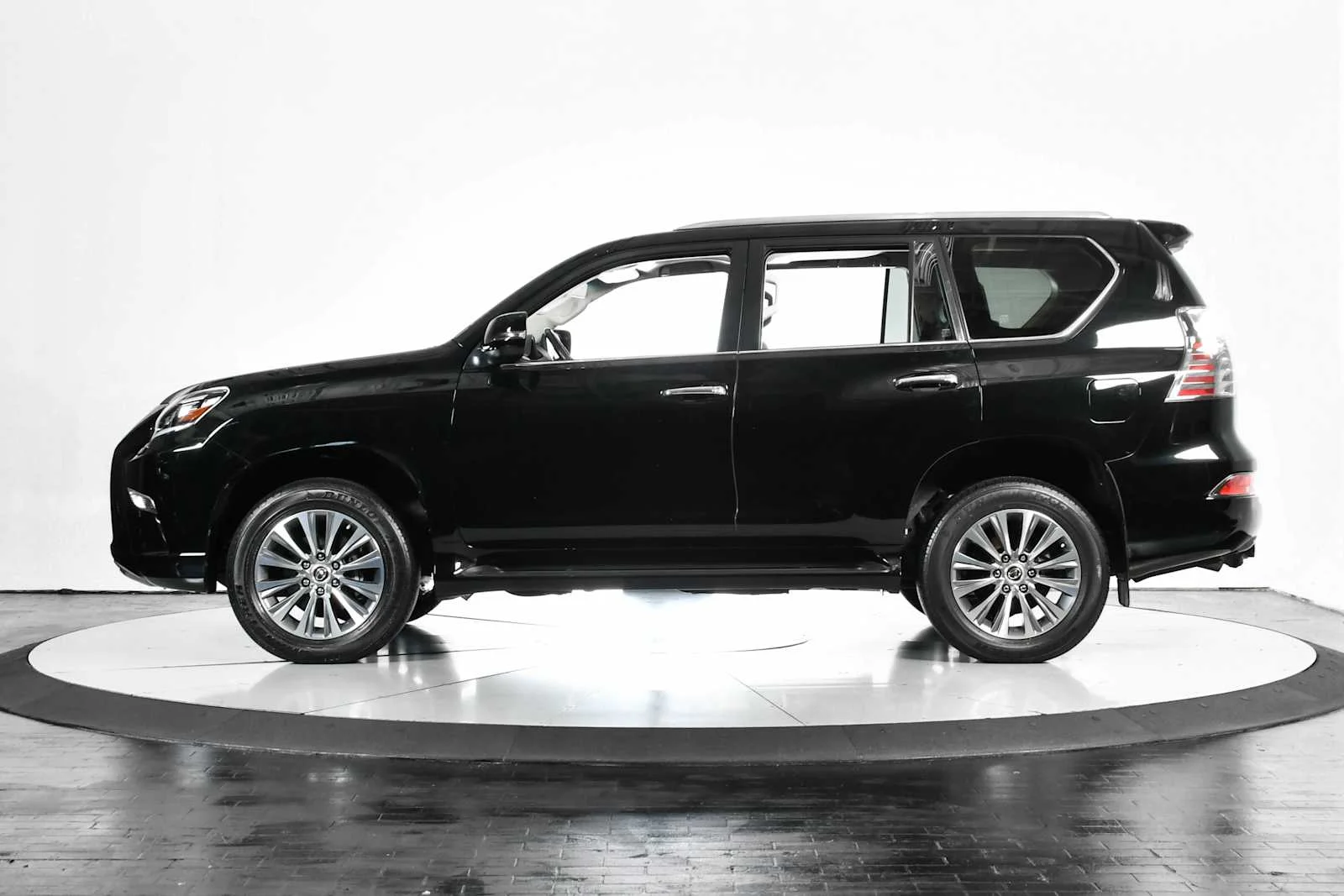 Used 2023 Black Onyx Lexus Luxury image 2