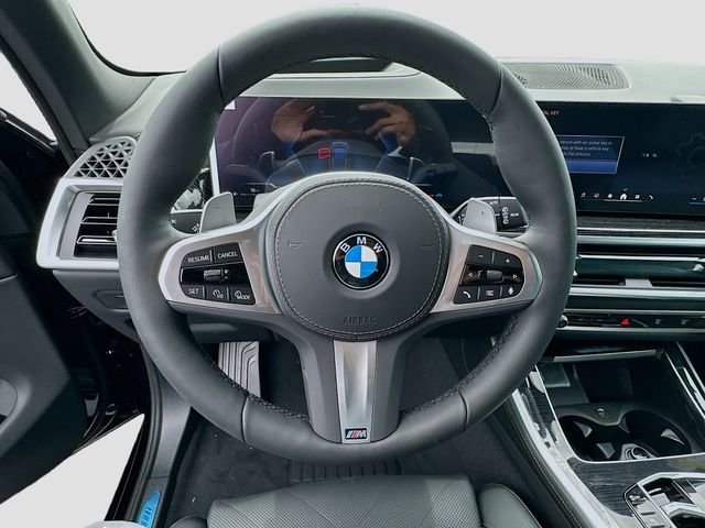 New 2026 Black BMW sDrive40i image 7