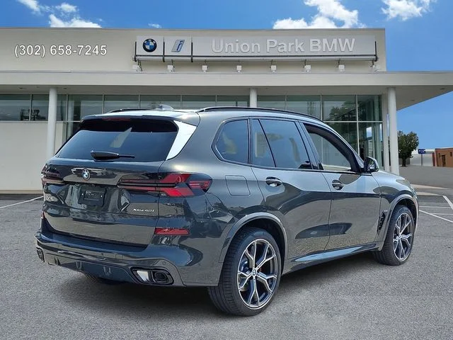New 2026 Dravit Grey Metallic BMW xDrive40i image 4