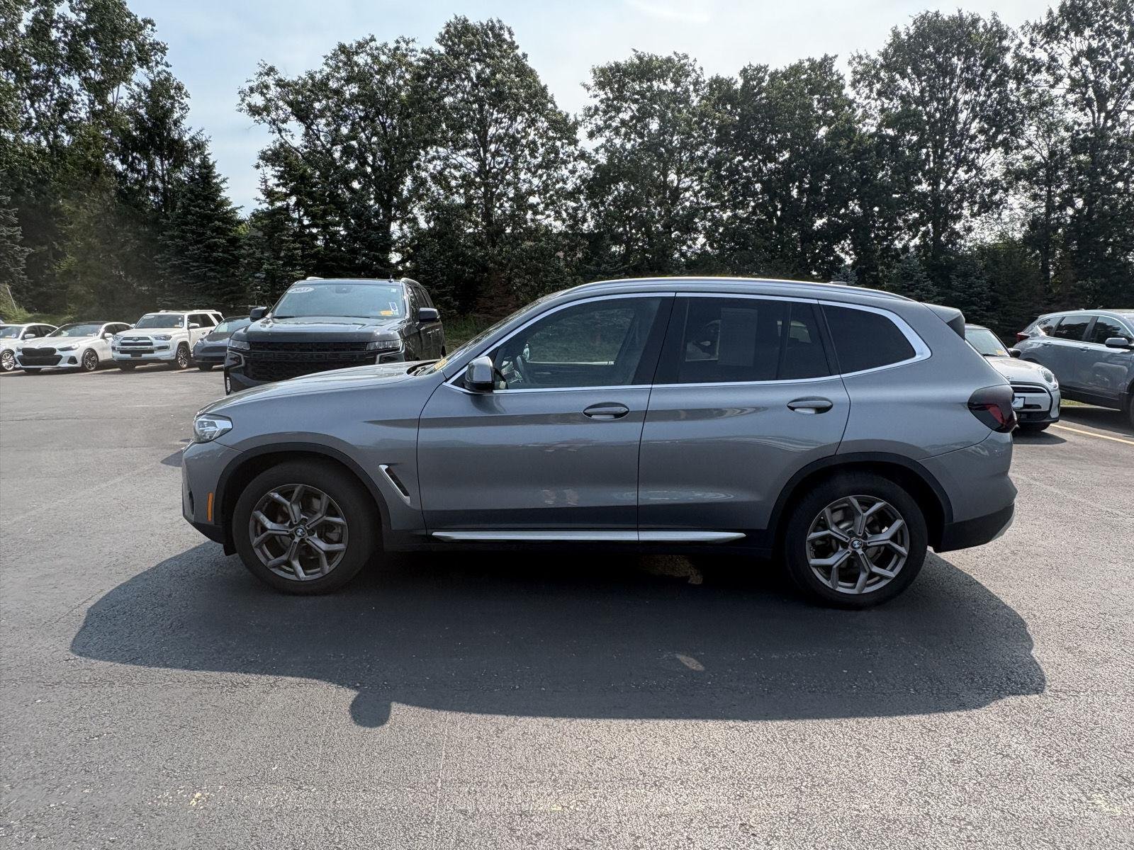 Used 2024 Skyscraper Grey Metallic BMW xDrive30i image 6