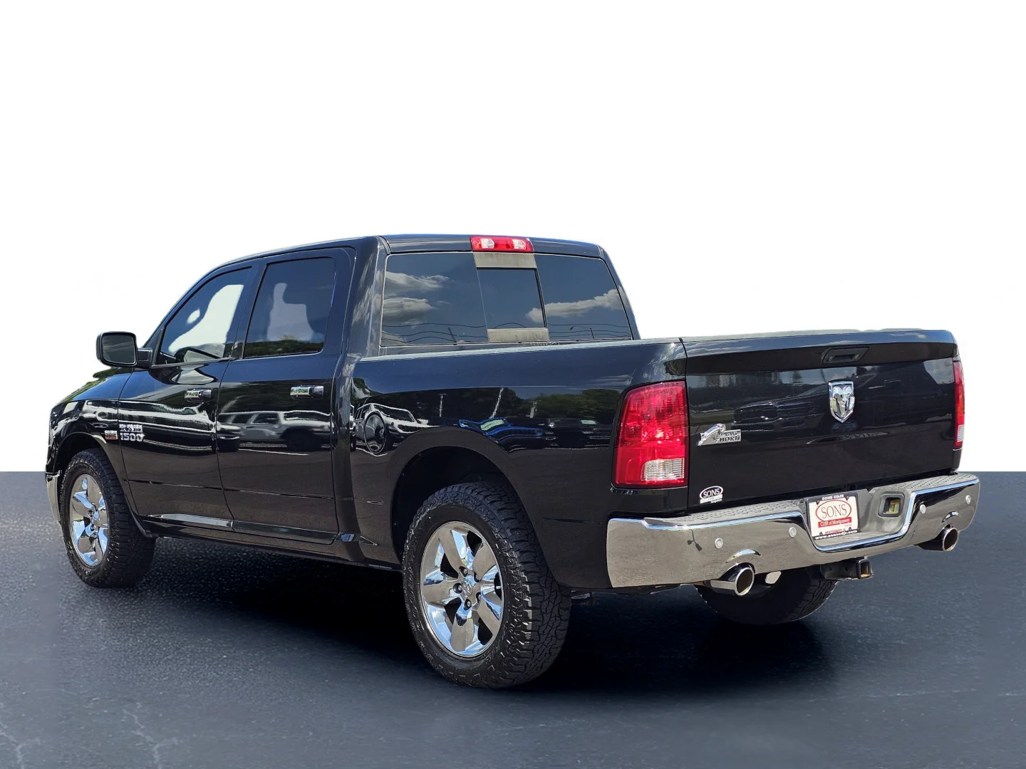 Used 2017 Brilliant Black Crystal Pearlcoat Ram Big Horn image 13