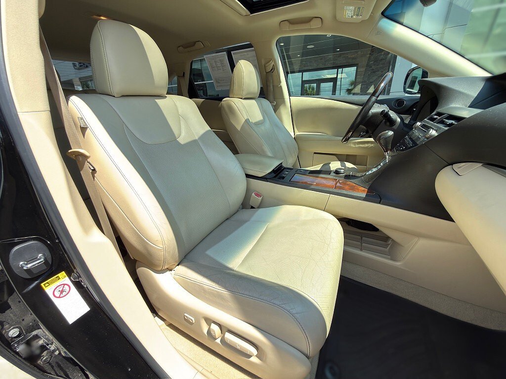 Used 2015 Obsidian Lexus Base image 8