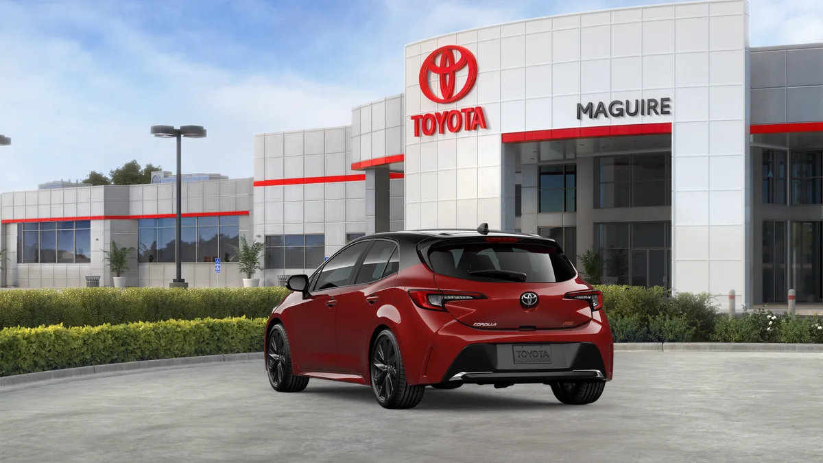New 2026 Finish Line Red with Midnight Black Metallic roof Toyota XSE image 27
