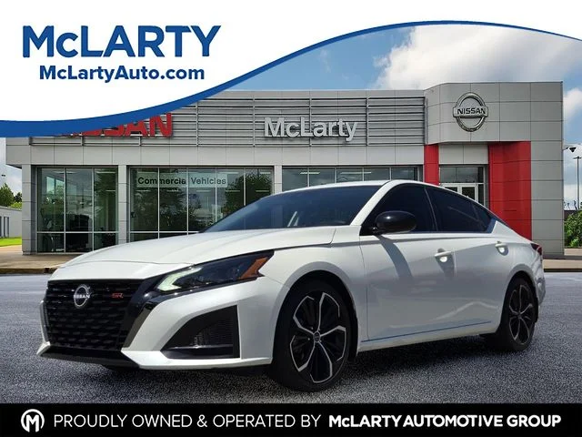 2023 Nissan Altima 2.5 SR's photo