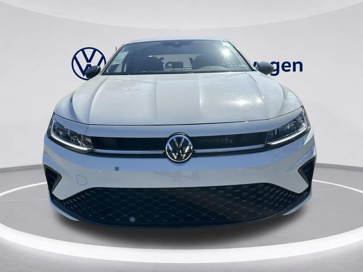 New 2026 White Volkswagen 1.5T Sport image 8