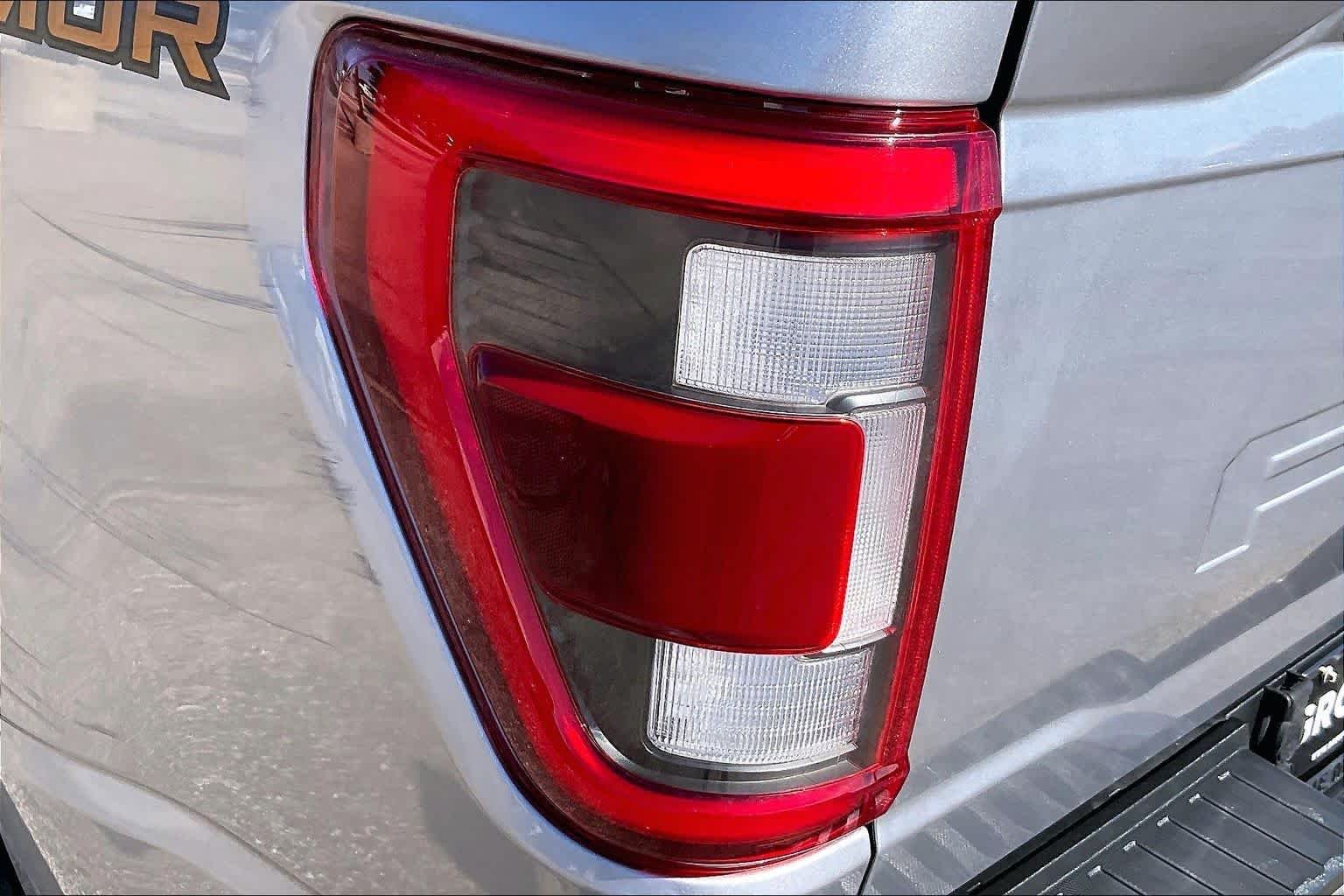 Used 2021 Iconic Silver Ford Tremor image 26
