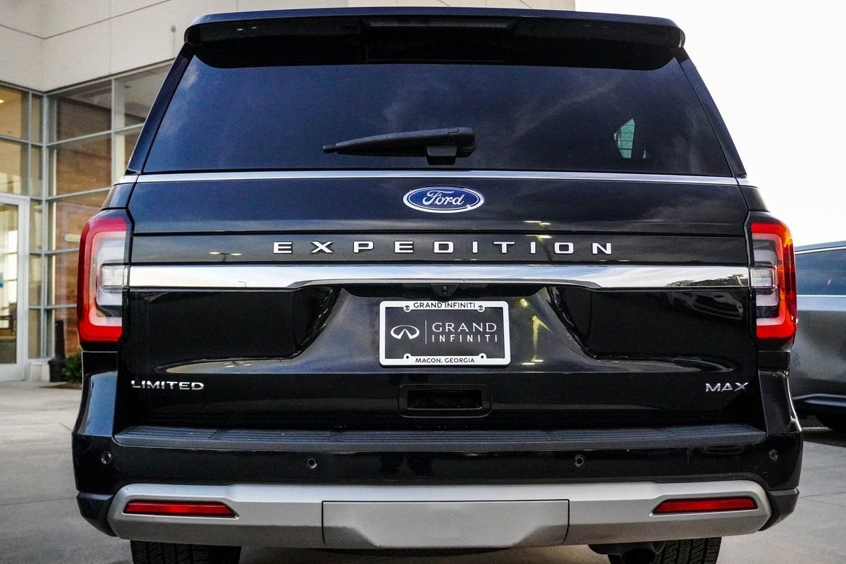 Used 2022 Black Ford Limited image 8