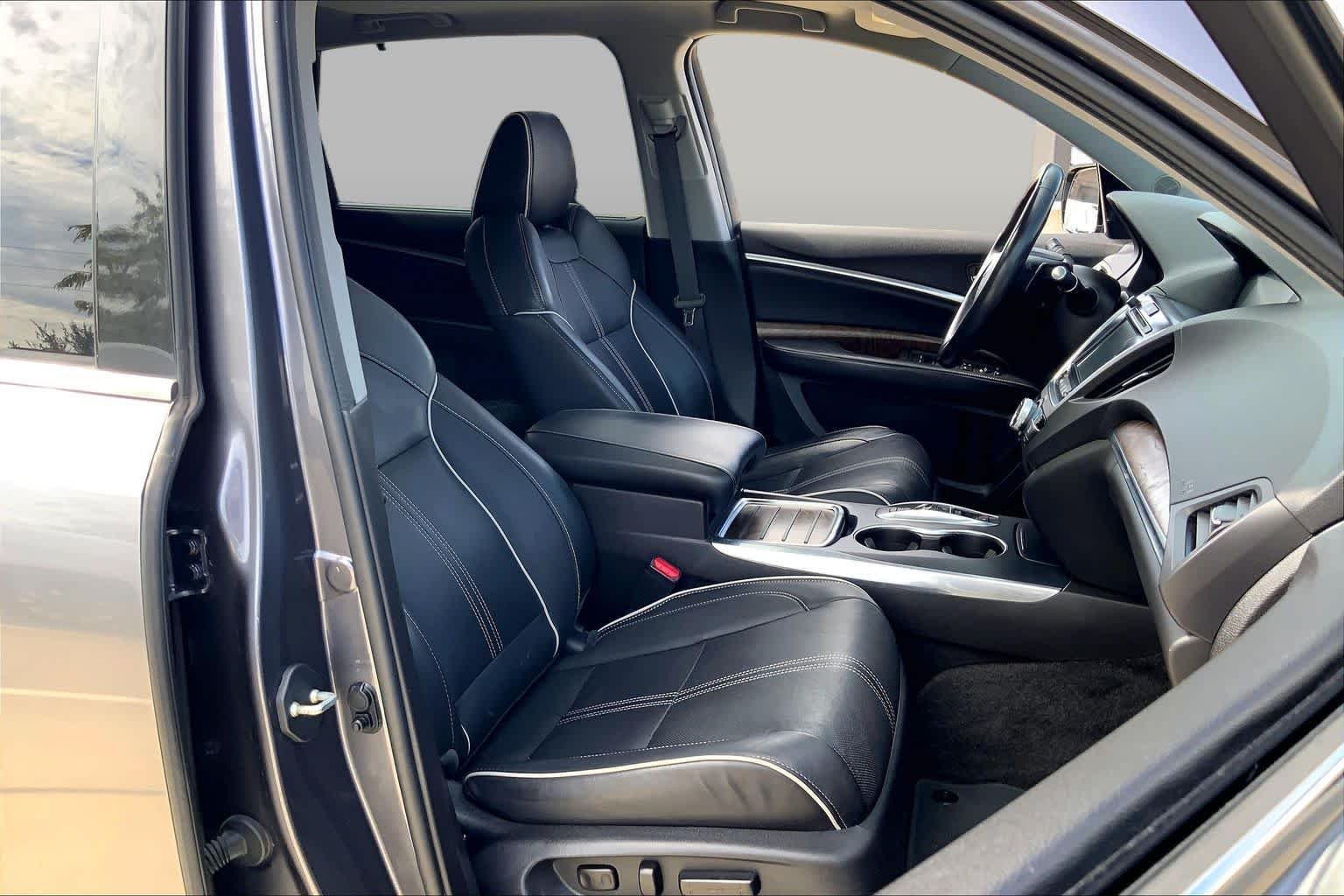 Used 2017 Modern Steel Metallic Acura w/Advance Pkg image 9