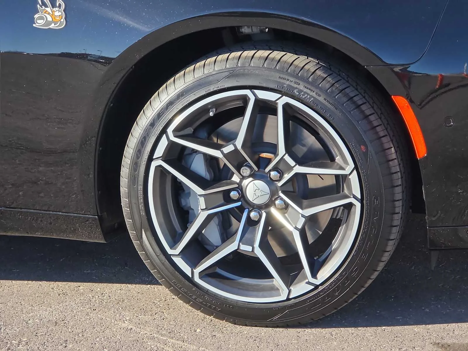 New 2026 Diamond Black Crystal Pearlcoat Dodge Scat Pack Plus image 12