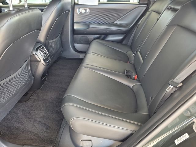 Used 2023 Green Hyundai Limited image 15