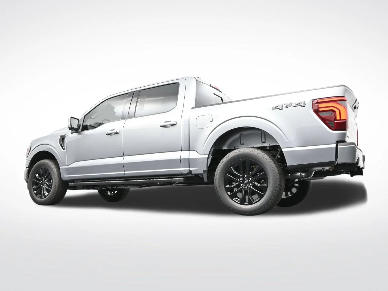 Used 2025 Silver Metallic Ford Lariat image 38