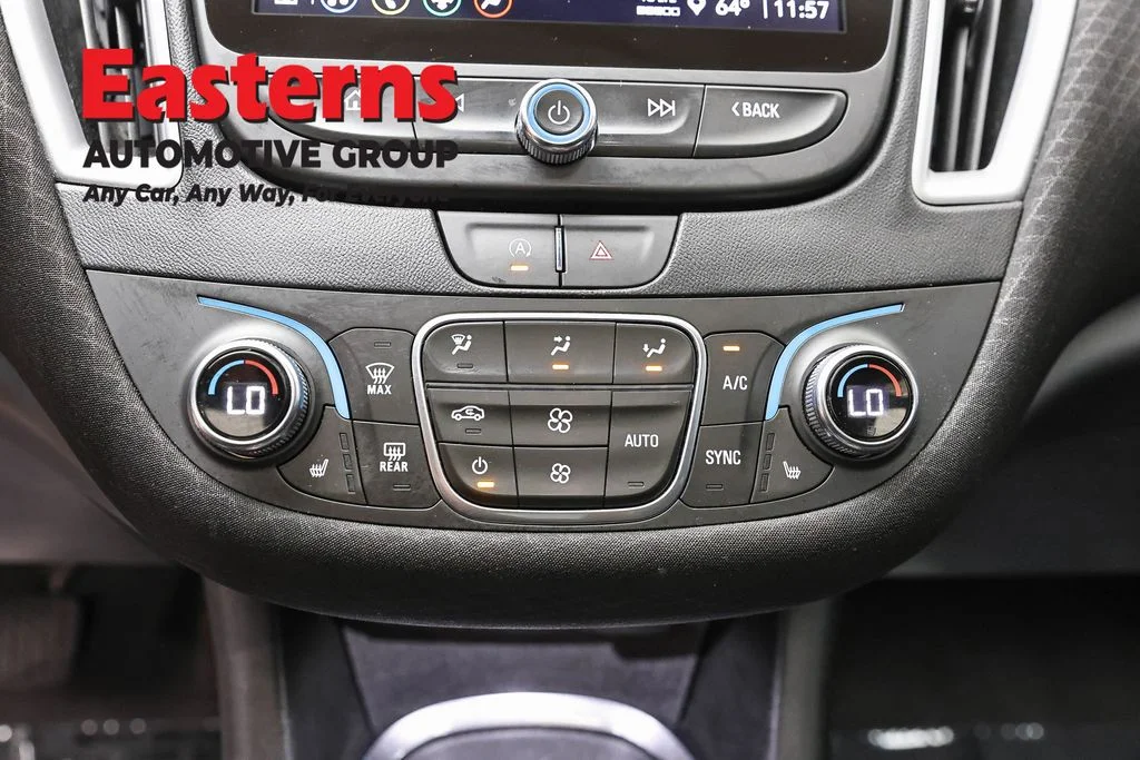 Used 2023 Gray Chevrolet LT image 20