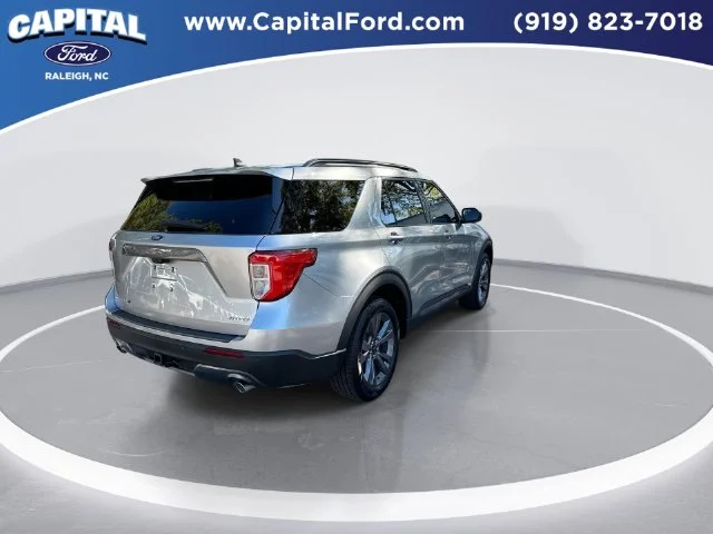 Used 2023 Silver Ford XLT image 8