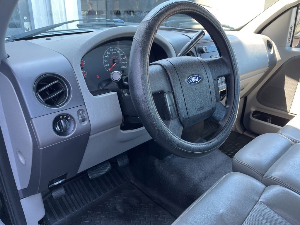 Used 2005 Ford F-150 XL with VIN 1FTRF12235NC11200 for sale in Louisville, KY