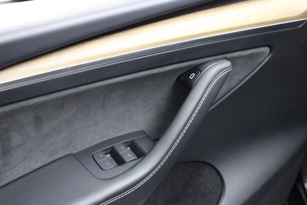 Used 2024 Stealth Gray Tesla Performance image 19