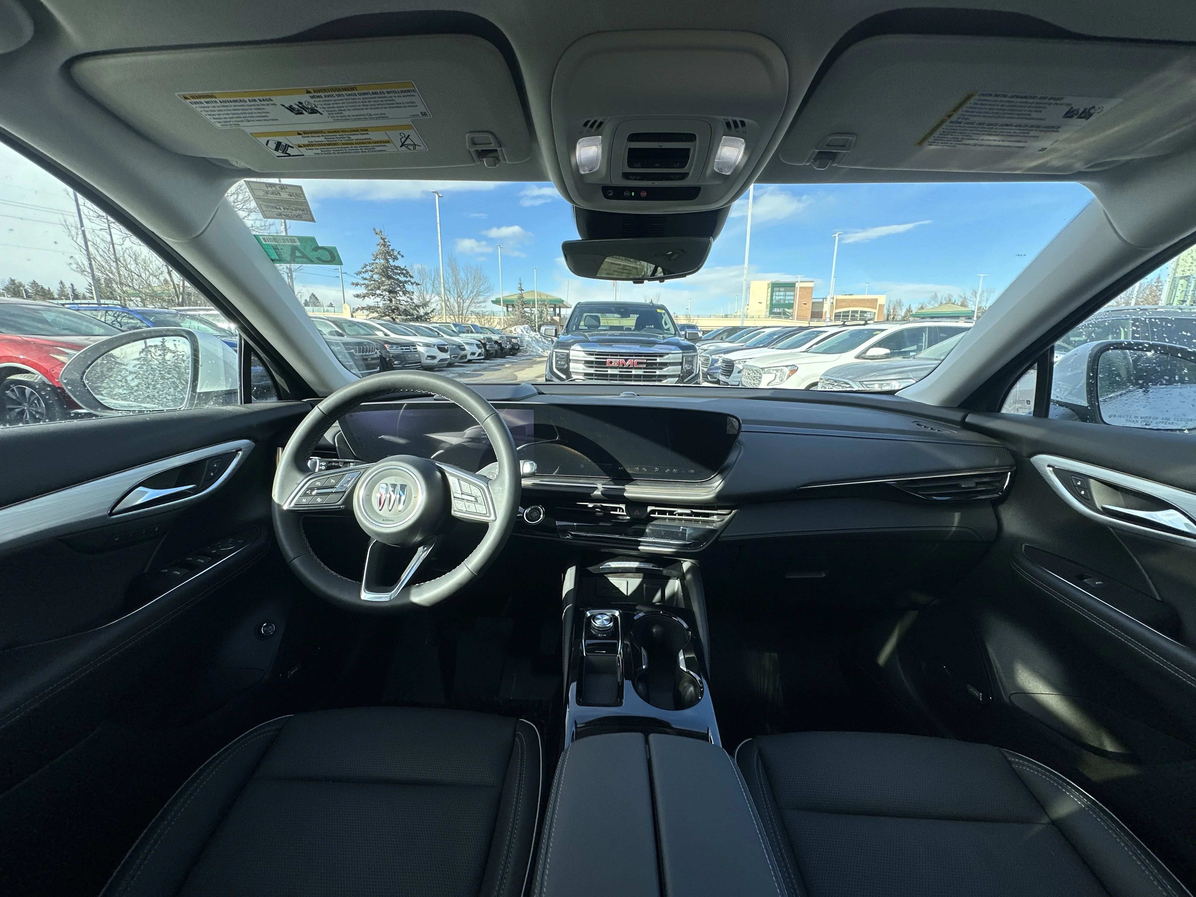 New 2026 Iridescent White Tricoat Buick Avenir image 18