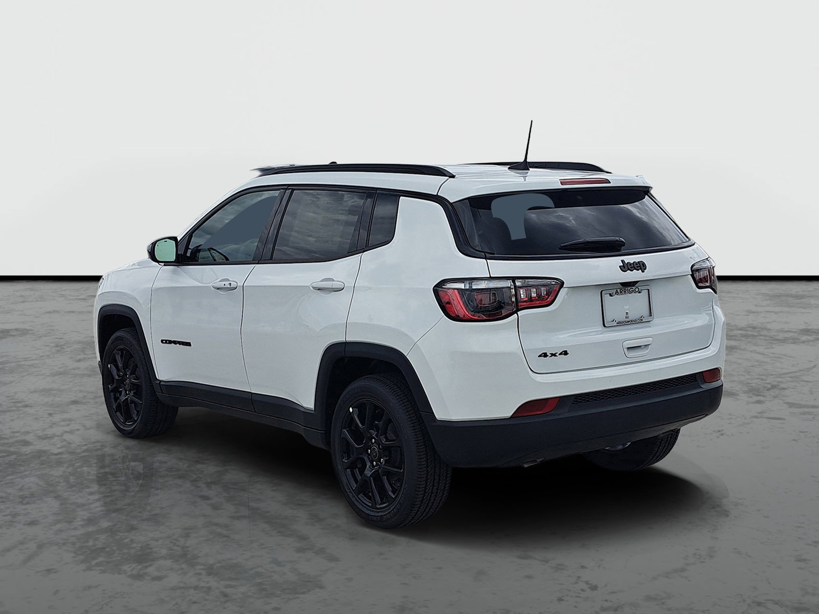 New 2026 Bright White Clearcoat Jeep Latitude Altitude image 2