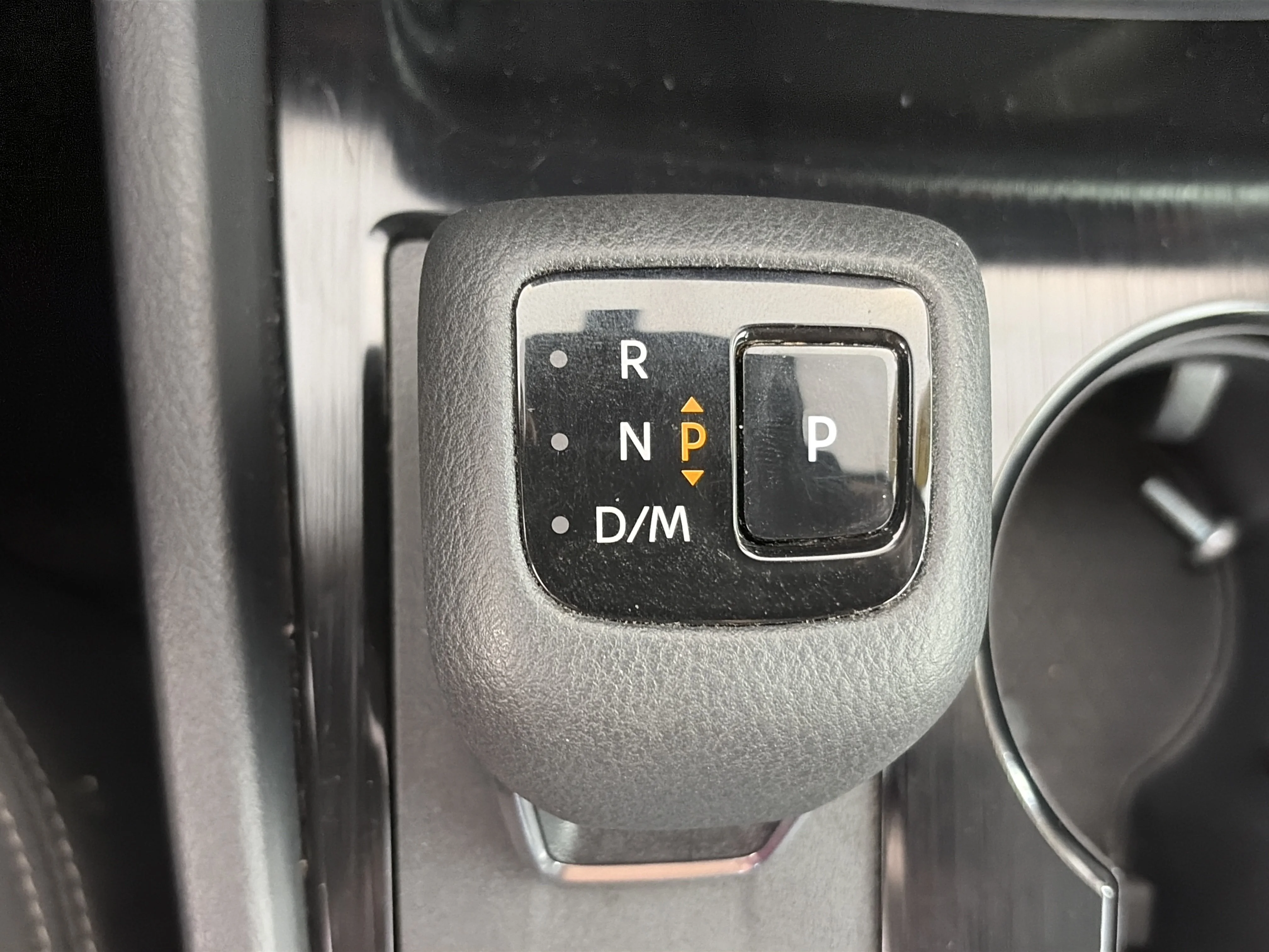 Used 2024 Everest White Pearl Nissan SV image 27