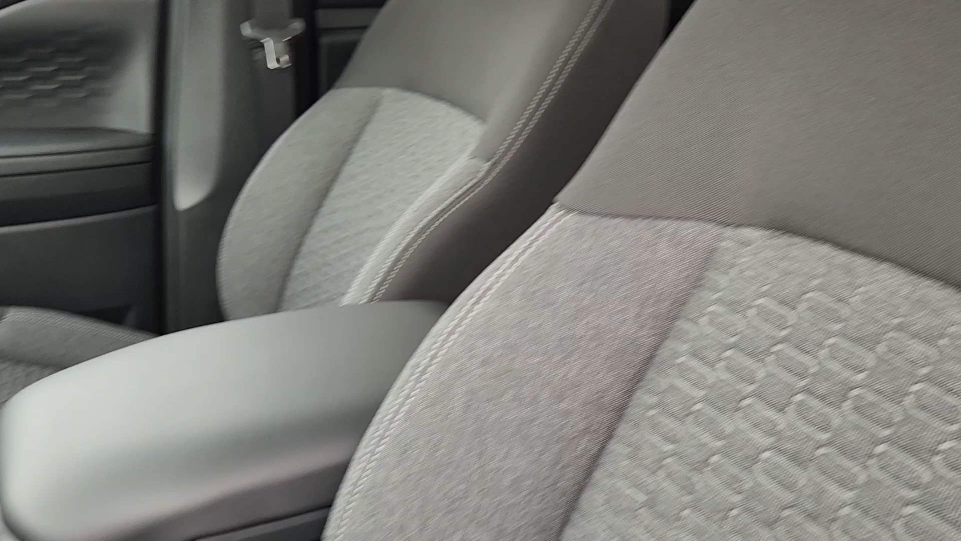 New 2026 Oxford White Ford XL image 30