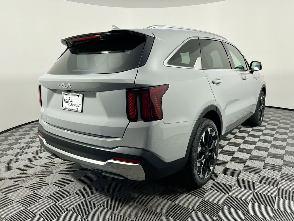 New 2026 Wolf Gray Kia EX image 3
