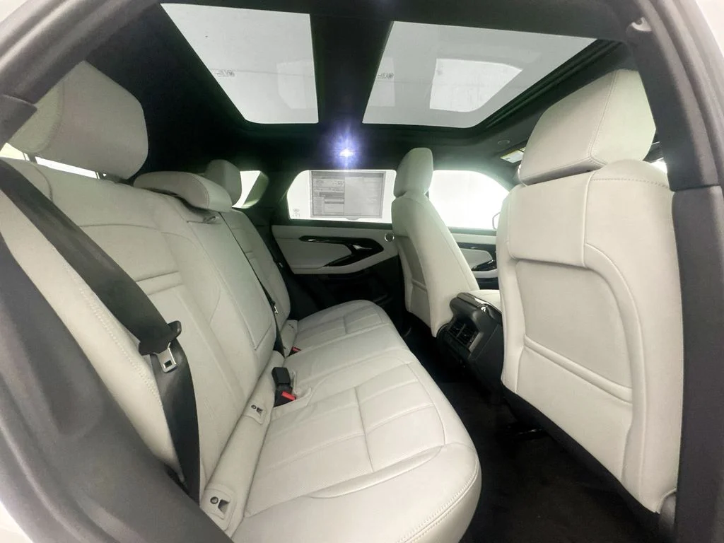 New 2026 Fuji White Land Rover Core S image 27