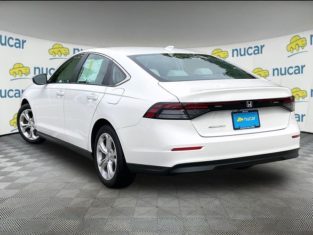 Used 2024 White Honda LX image 4
