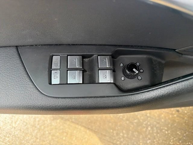 Used 2019 Brilliant Black Audi Premium image 14