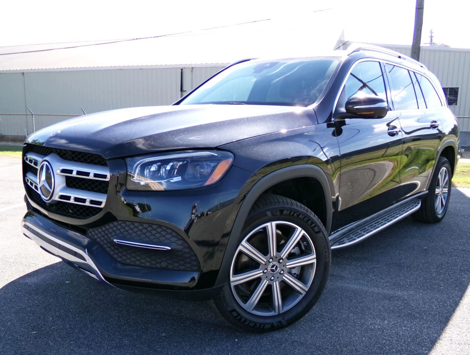Used 2020 Black Mercedes-Benz GLS 450 image 1