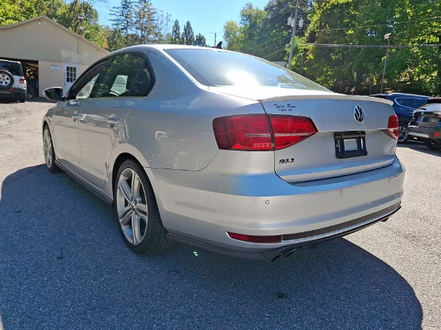 Used 2016 Silver Volkswagen 2.0T GLI SE image 7