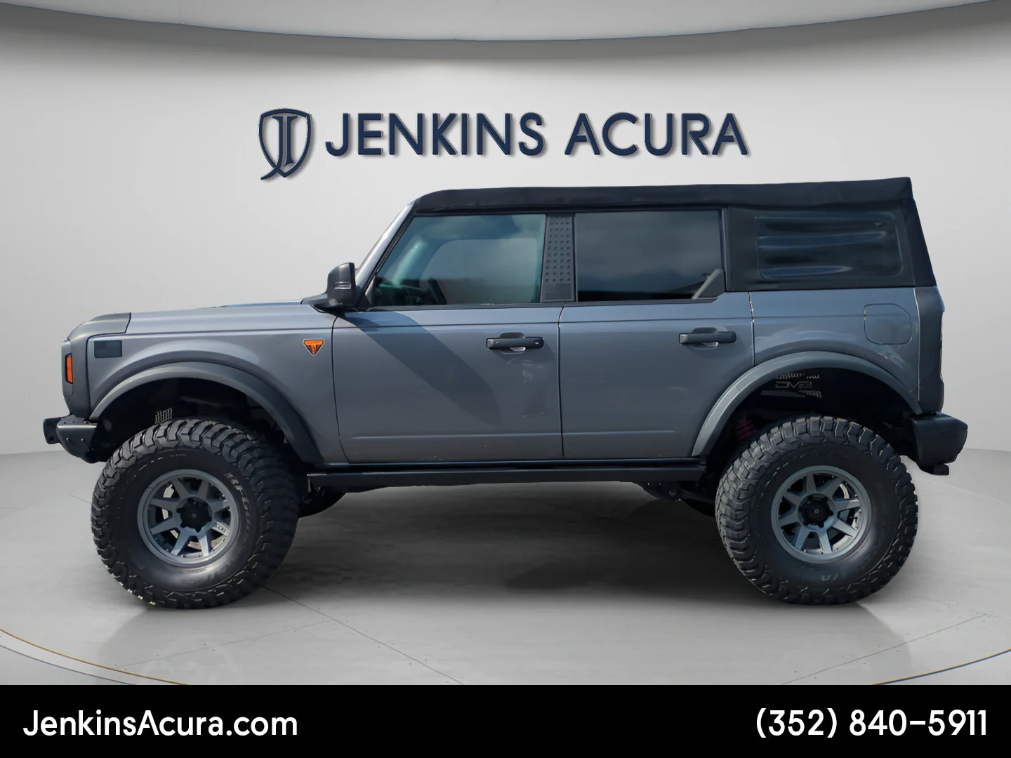 Used 2021 Carbonized Gray Metallic Ford Badlands image 6