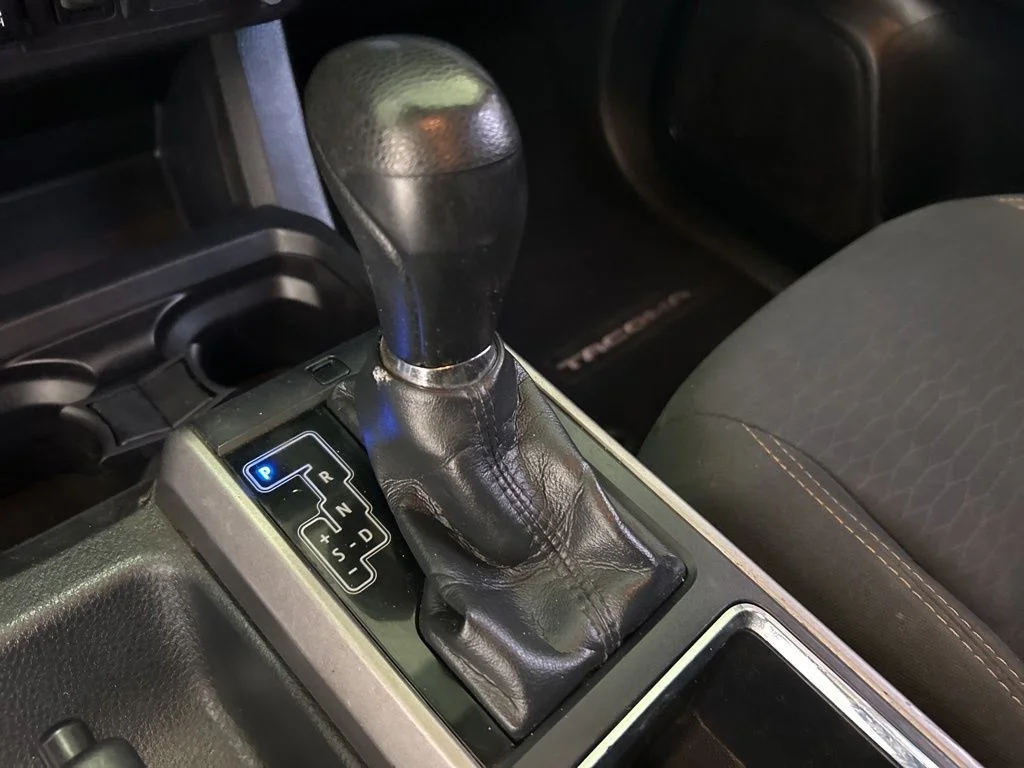 Used 2019 Silver Toyota SR5 image 7