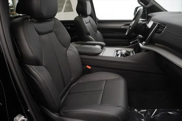 New 2026 High Gloss Black Exterior Paint Jeep Grand Wagoneer image 34