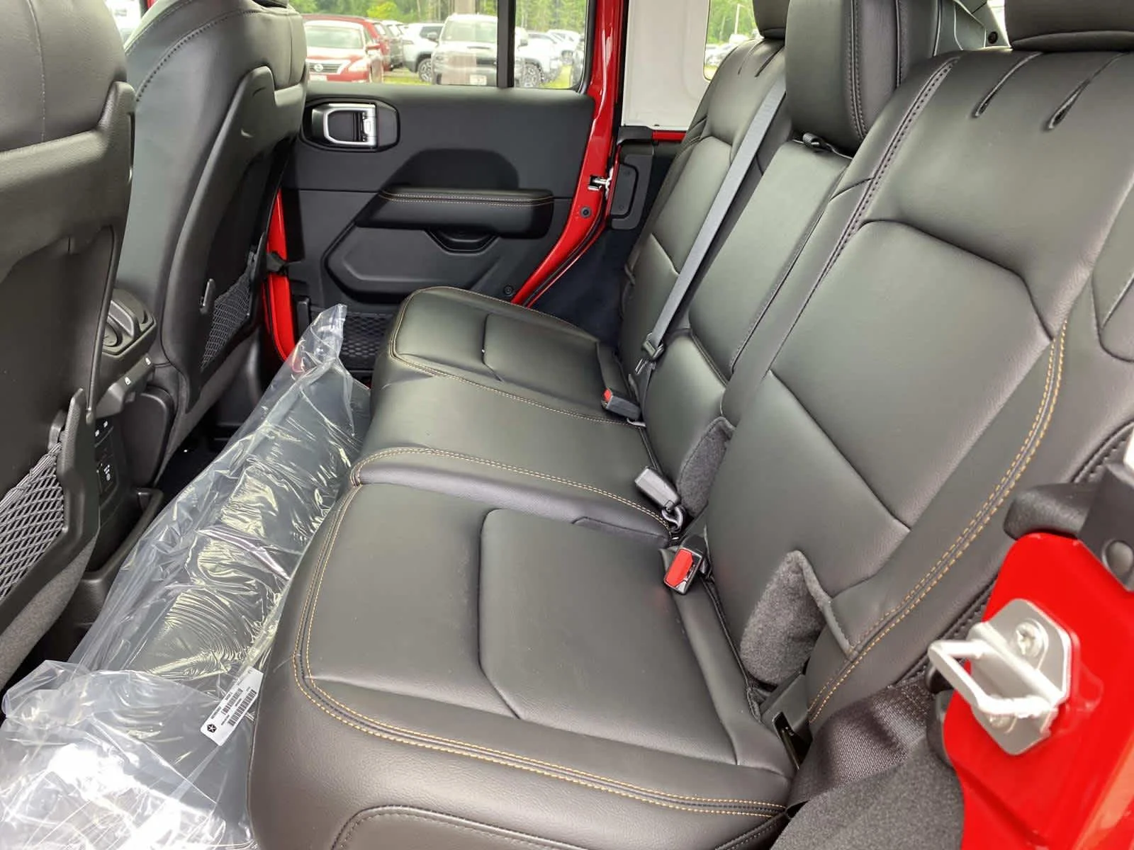 New 2026 Firecracker Red Clear-Coat Exterior Paint Jeep Sahara image 8