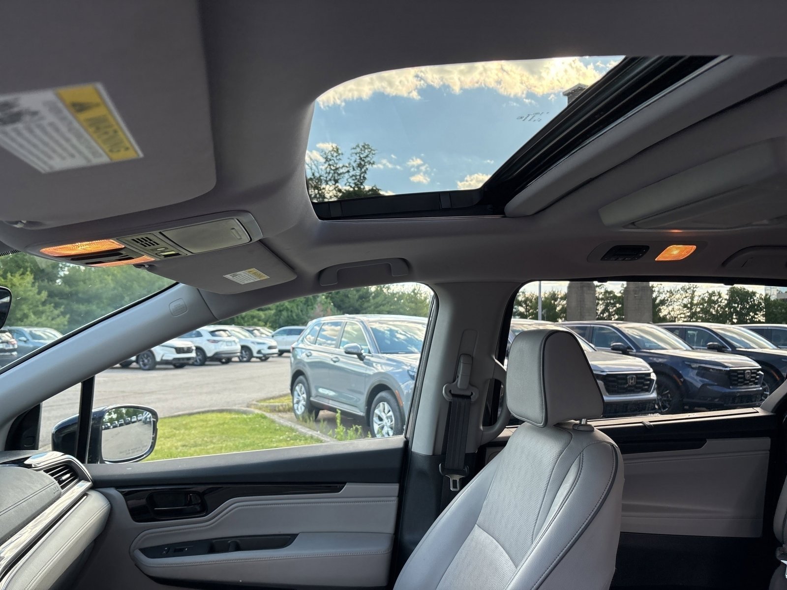 2024 Honda Odyssey Elite - Photo 33