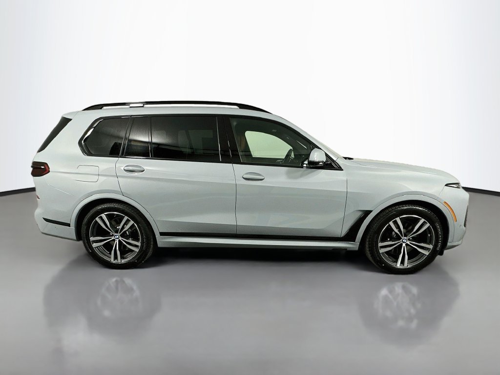 New 2027 Brooklyn Grey Metallic BMW xDrive40i image 4